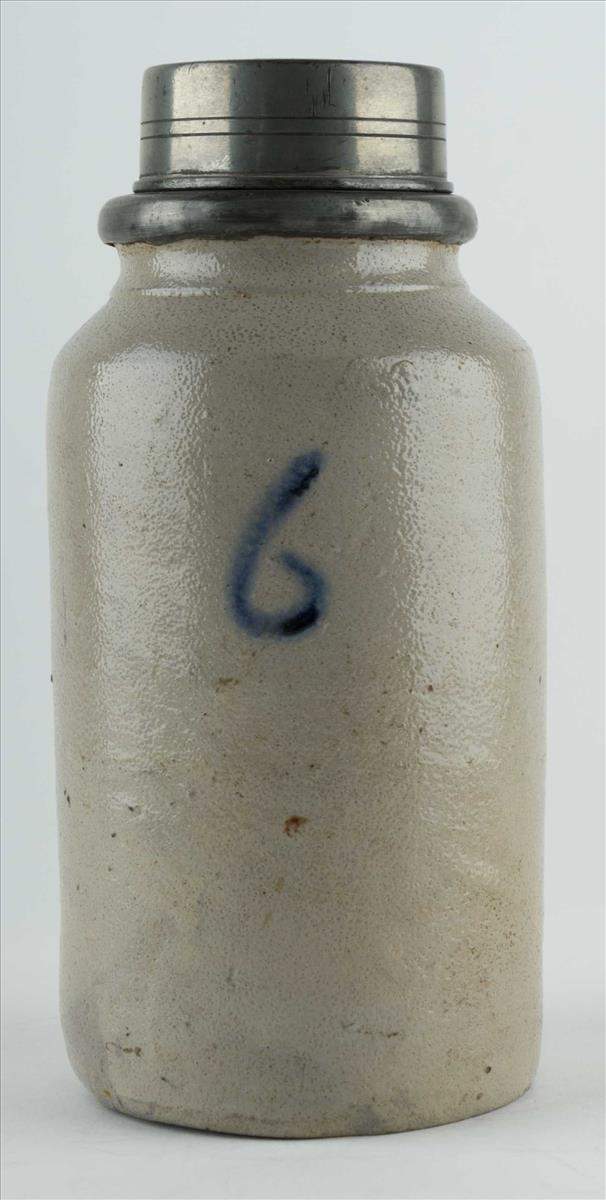 Steingut Flasche 19. Jhd. / Stoneware bottle, 19th centurymit Zinn-Schraubverschluß, H: ca. 20