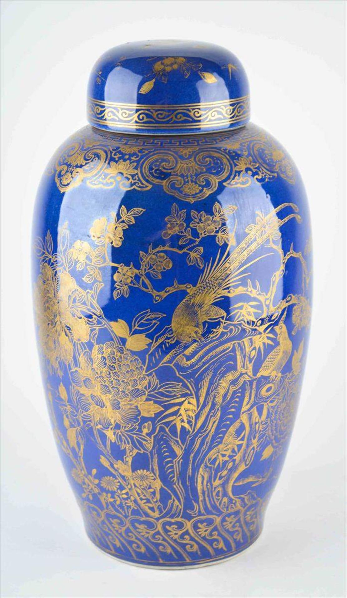 Ovoide "Mirror blue" Vase mit Phönix-Dekor / Oval "Mirror blue" vase with phoenix decorationChina,