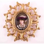 Porzellanbildplatte Deutsch 19. Jhd. / Porcelain picture German, 19th centuryDamenportrait, oval, im