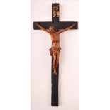 Kruzifix 19. Jhd. / Crucifix, 19th centuryHolz-Buchsbaum, etwas wurmstichig, ca. 38 cm x 16 cm /