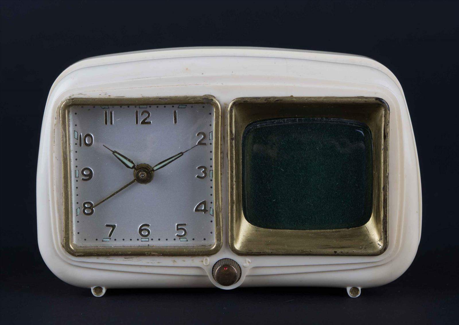 Bakelit Wecker in Fernseher-Form Art Deko / Bakelite alarm clock in the form of a TV, Art