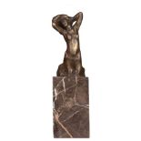 signiert Rodin / signed Rodin"Hockender weiblicher Akt"
Skulptur-Volumen, Bronze, H: 25,5 cm,
auf