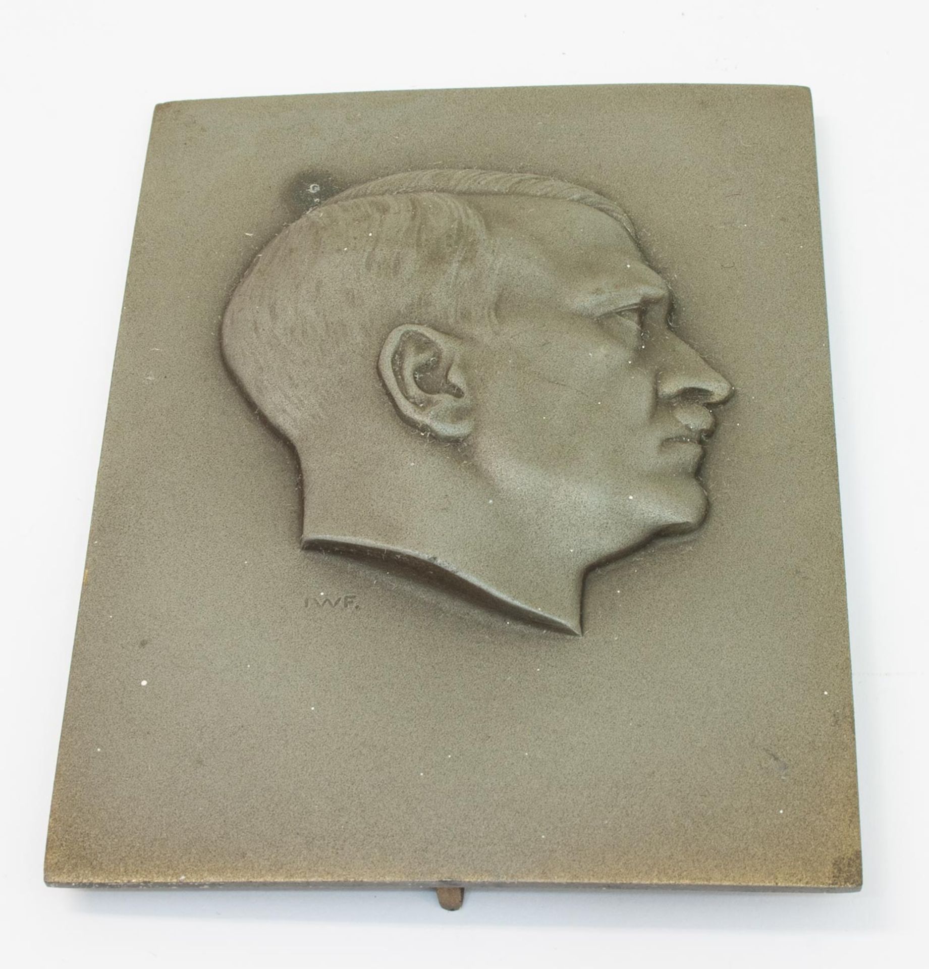 AufstellerProfilbild Adolf Hitler, sign. IWF, als Tischaufsteller, Metall, 12 x 8,5