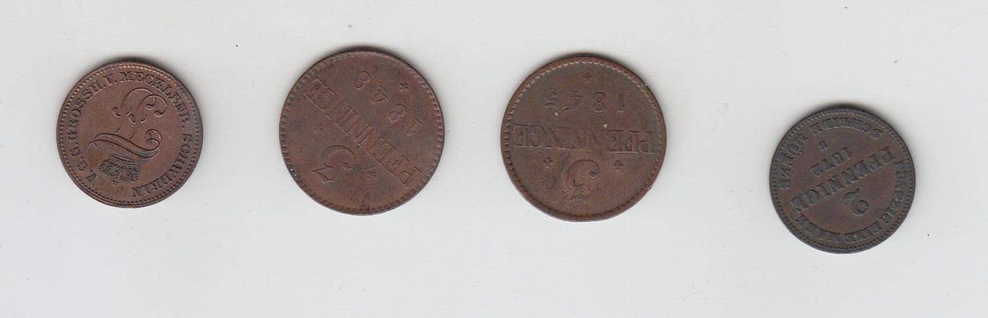 4 MünzenMecklenburg Schwerin 1845 - 1872, KupferAufrufpreis: 10 EUR - Bild 2 aus 2