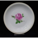 KuchentellerKönigl. Porzellanmanufaktur Meissen, um 1900, Dekor Rote Rose, mit zartem Goldrand, D.