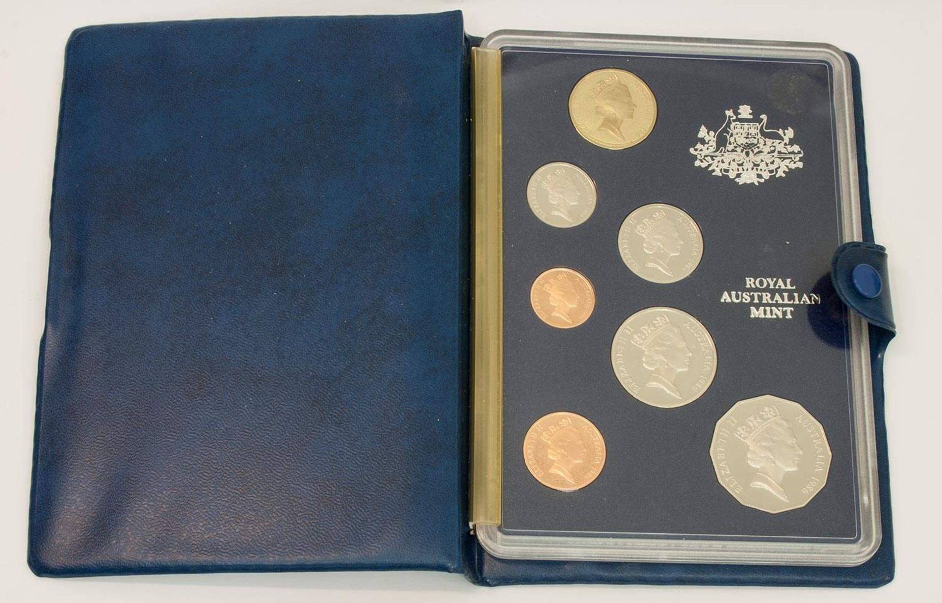 MünzsatzAustralien 1988, 2 Dollar - 1 Cent, 8 Münzen, PPAufrufpreis: 10 EUR