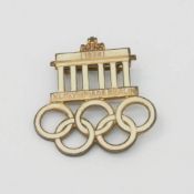 OlympiaabzeichenBerlin 1936, emailliertes AbzeichenAufrufpreis: 10 EUR
