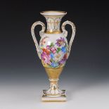 Reserve: 60 EUR        Amphorenvase, Potschappel. Marke ab 1901. Schlank-ovoide Vase mit zwei