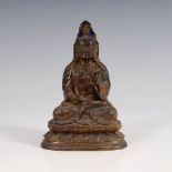 Reserve: 40 EUR        Buddha - Guanyin. Bronze. Auf doppeltem Lotosthron im Verschränkungssitz