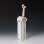 Reserve: 1100 EUR        Unikat: Giraffenplastik, Meissen. Blauschwerter, 2001, 1. Wahl. Unterseitig