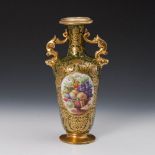 Reserve: 390 EUR        Prunkvase, Russland?. Undeutliche Ritzmarke "D", ca. 1830/40. Balustervase