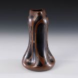 Reserve: 700 EUR        Jugendstil-Vase mit Kupfermontierung, Loetz. Johann Loetz Witwe,