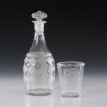 Karaffe und Biedermeier-Glas. Farbloses Glas. Karaffe mit mattgeschliffenem, sternchenverziertem