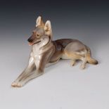 Reserve: 120 EUR        Schäferhund, Nymphenburg. Prägemarke und Stempelmarke, 1912-1975. Modell-Nr.