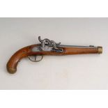 Reserve: 220 EUR        Perkussionsschlosspistole 1834. Schaft aus hellem Holz mit kleiner, jüngerer
