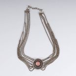 Reserve: 90 EUR        Trachtencollier mit Rosenquarz. 835 Silber. Zargengefaßter Cabochon auf