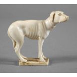 Hundeplastik Elfenbein wohl Erbach, um 1900, Elfenbein äußerst qualitätvoll geschnitzt, partiell