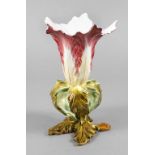 Blütenkelch Majolika
Ende 19. Jh., ungemarkt, Modellnummer 1631, Vase als Blüte, Fuß und Schaft