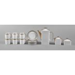 Rosenthal Mokkaservice Design
Ende 20. Jh., grüne Stempelmarke Rosenthal Germany, Modellnummer 4301,