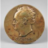 Bronzeplakette Goethe
sign. R. Bosselt, reliefiertes Kopfstück des Dichterfürsten mit Bezeichnung,