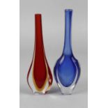 Murano zwei Stangenvasen Flavio Poli 
Entwurf 1955 für Seguso Vetri d´Arte, klares Glas mit