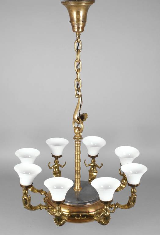 Große Deckenlampe Ludwig Vierthaler attr. 
um 1920, ungemarkt, Messing getrieben und massiv,