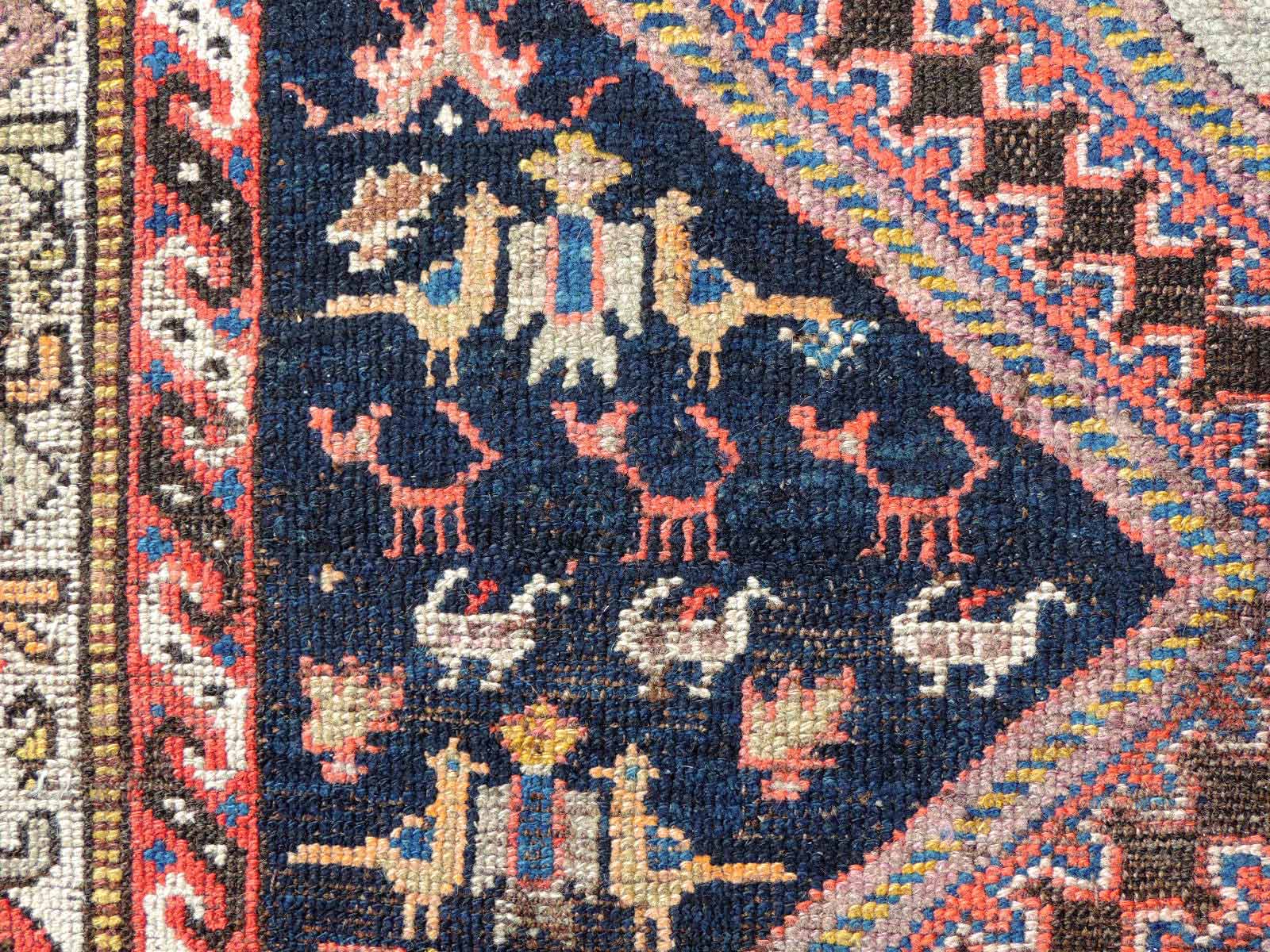 Shiraz Teppich. Iran, alt, um 1930.300 cm x 128 cm. Handgeknüpft, Wolle auf Wolle.Mindestpreis: - Image 5 of 8