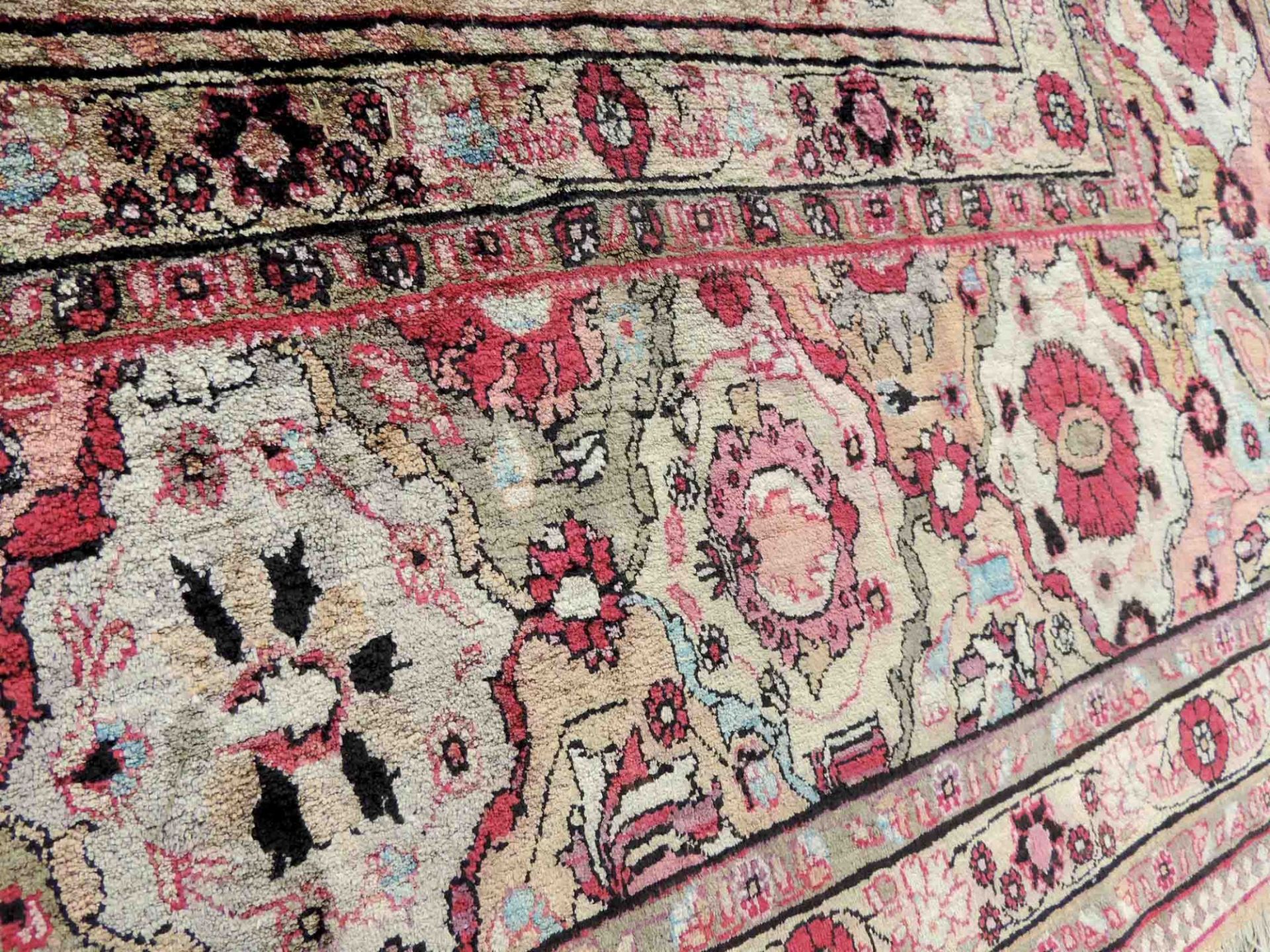 Keschan Jagdteppich, Seide. Iran, antik, 19. Jahrhundert.295 cm x 196 cm. Handgeknüpft, Seide auf - Image 5 of 15