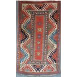 Bordjalou-Kasak. Kaukasus, Mitte 19. Jahrhundert.236 cm x 140 cm. Handgeknüpft, Wolle auf Wolle,