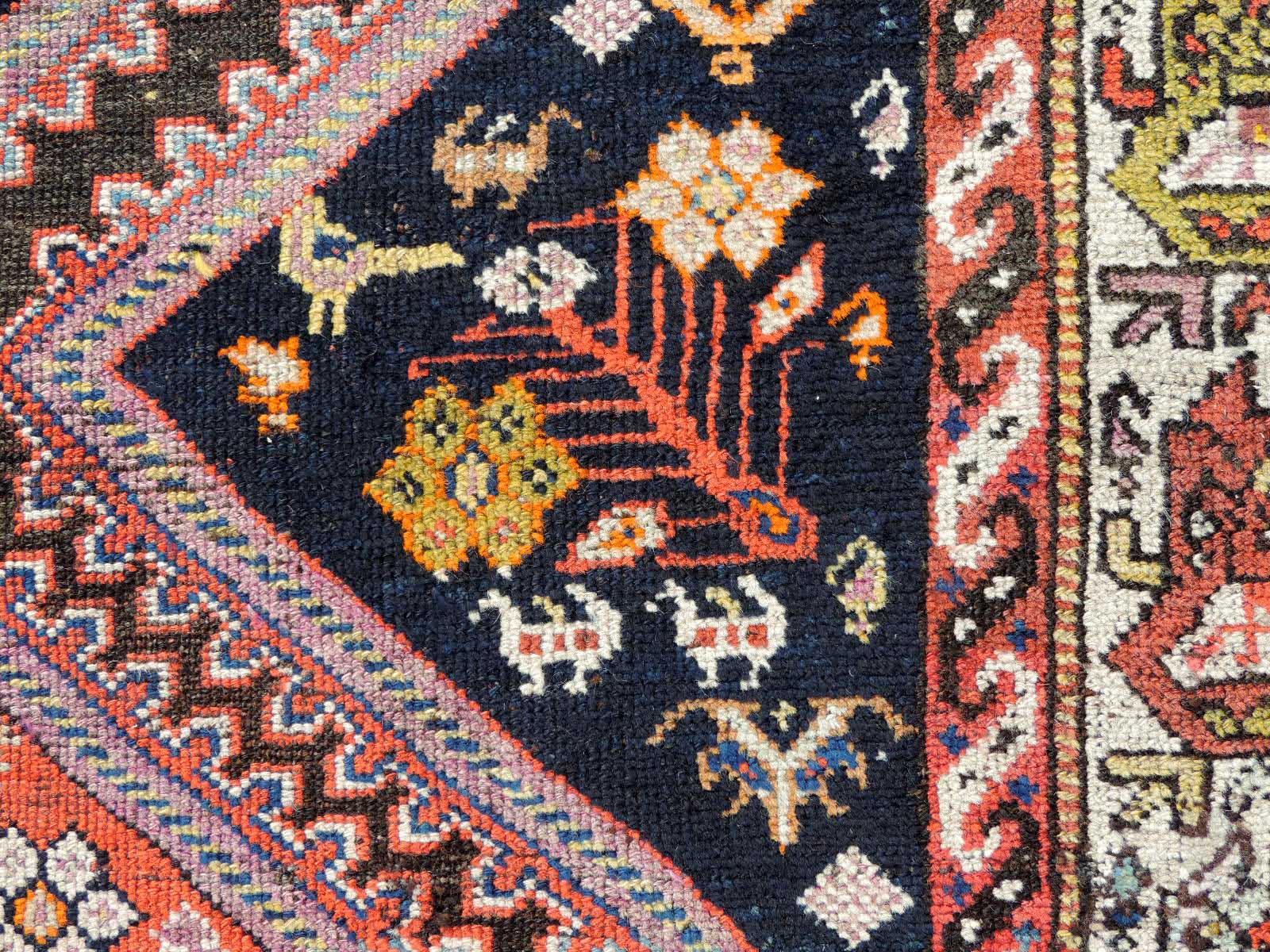 Shiraz Teppich. Iran, alt, um 1930.300 cm x 128 cm. Handgeknüpft, Wolle auf Wolle.Mindestpreis: - Image 6 of 8