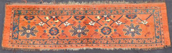 Ersari Behang Stammesteppich. Turkmenistan, antik, um 1880.153 cm x 43 cm. Handgeknüpft, Wolle auf