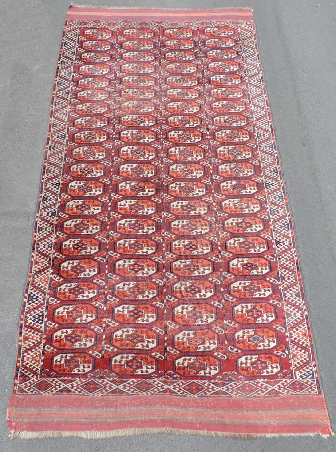 Kizil Ayak Hauptteppich. Turkmenistan, antik, um 1850.427 cm x 200 cm insgesamt. Handgeknüpft, Wolle