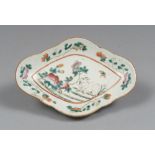 POLYCHROME PORCELAIN FRUIT DISH, CHINA SECOND HALF OF THE 19TH CENTURY decorated with flowers,