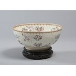 TUB IN PORCELAIN, CHINA PRODUCTION FOR EUROPE, BEGINNING OFTHE 20TH CENTURY in white enamel,