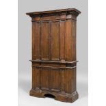 DOUBLE BODY SIDEBOARD IN WALNUT, CENTRAL ITALY 17TH CENTURY

two doors in upper and lower part.