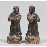 A PAIR OF SCULPTURES IN LACQUERED WOOD PAINTED IN POLYCHROME, CHINA, 19TH CENTURY depicting two
