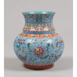 VASE IN PORCELAIN WITH POLYCHROME ENAMEL, CHINA, FIRST HALF 20TH CENTURY flattened spherical body