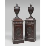 PAIR OF SIDEBOARDS FOR LINEN WITH BASES, ENGLAND 19TH CENTURY

entirely in ebony, lower section with