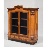 DISPLAY CABINET IN BOIS DE ROSE, AUSTRIA LATE 18TH CENTURY

Two front doors with glass. Small