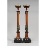 PAIR OF LARGE CANDLEHOLDERS IN WALNUT, 19TH CENTURY

green lacquered sleeve. Base in ebonized wood.