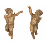 PAIR OF ANGELS IN GILTWOOD, 18TH CENTURY

flying.

Size cm. 16 x 30 x 21.