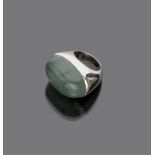 RING

white gold 18 kt., with aquamarine in oval shape.

Overall weight gr. 24,30.
