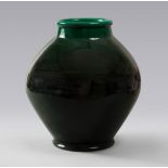 LARGE VASE IN CERAMIC, GALVANI 1930/40
green iridescent glazing. a smalto verde iridescente,