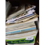 SHOE BOX OF VINTAGE AND OTHER POSTCARDS