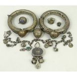 A quantity of Indonesian jewellery, comp