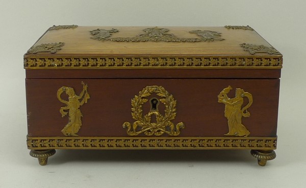 A French mahogany jewellery box, early 2 - Image 2 of 4