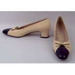 A pair of Salvatore Ferragamo Vara pumps