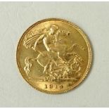 A George V gold half sovereign, 1914.