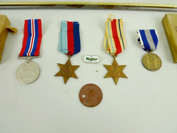 Three WWII medals including the 1939-194 - Image 2 of 4