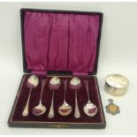 A boxed set of silver coffee spoons, Bir